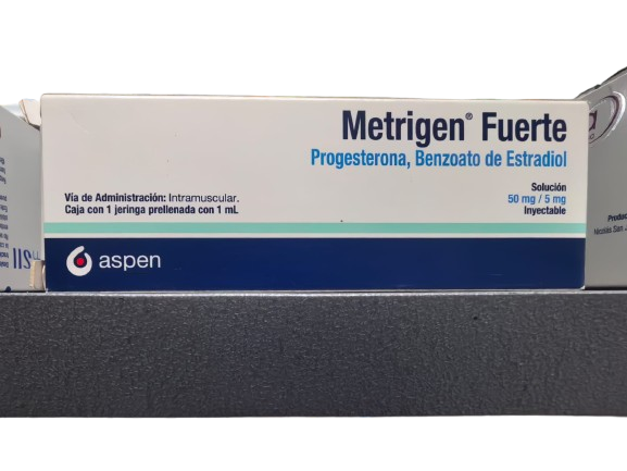 Metrigen Fuerte Progesterona,Benzoato de estradriol caja con 1 jeringa prellenada con 1ml